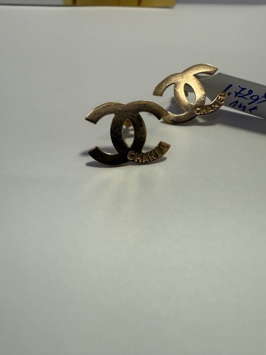Cercei Chanel (vl) star amanet