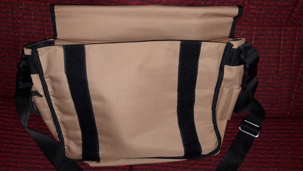 Бежова чанта за рамо PIC 2