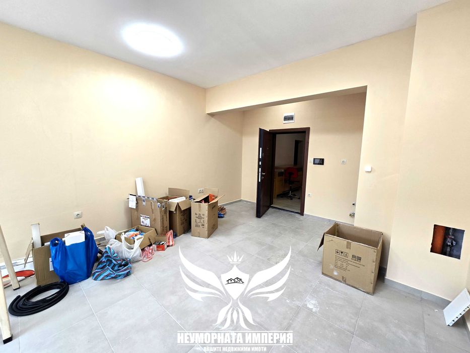 Дава се под наем Офис в Асеновград - 52 кв.м за 308 € - Снимка #2