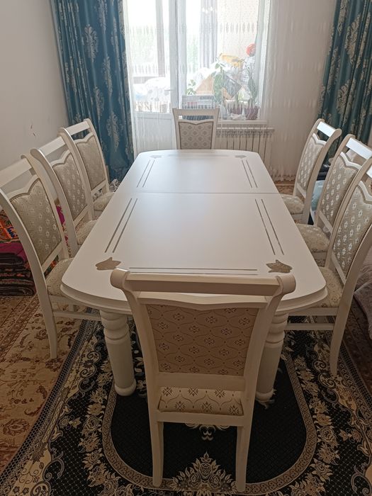 Продам стол со стулями