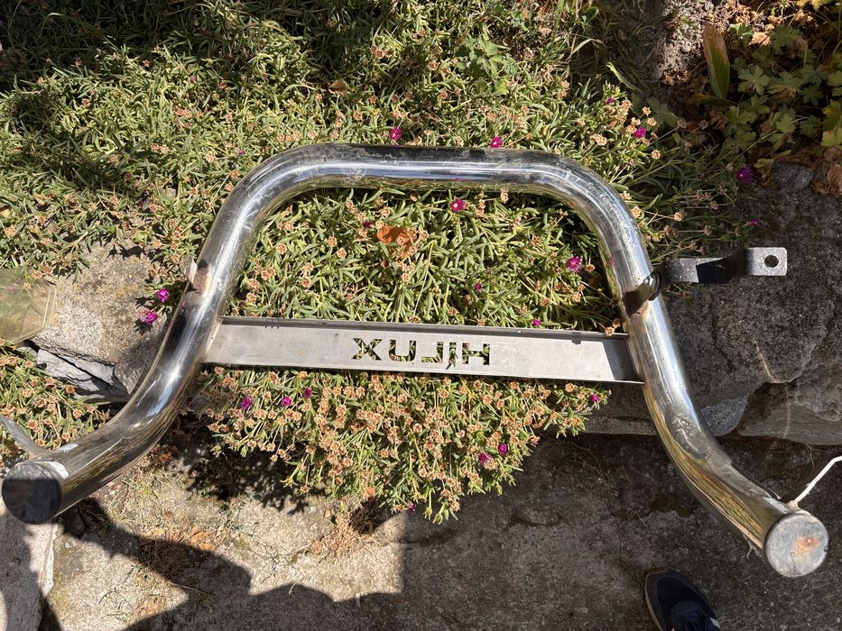 Преден Булбар Toyota Hiux 2009