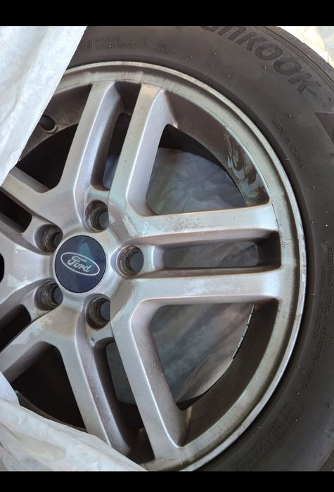 Форд фокус С-МАХ 
- Ста