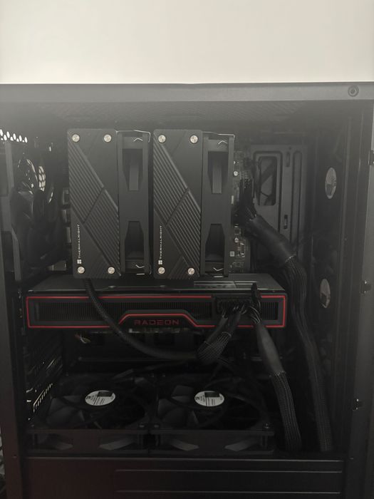 Calculator R5 5600X + RX 6700XT