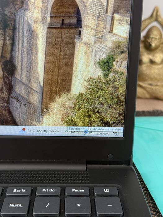 Laptop SGIN M17 - 17.3”