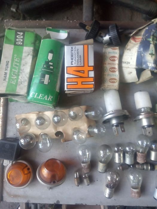 Лампочки разные. О