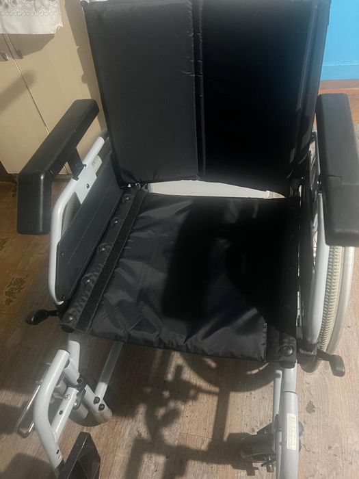 Продается медицинская коляска, привезённая с Европы.