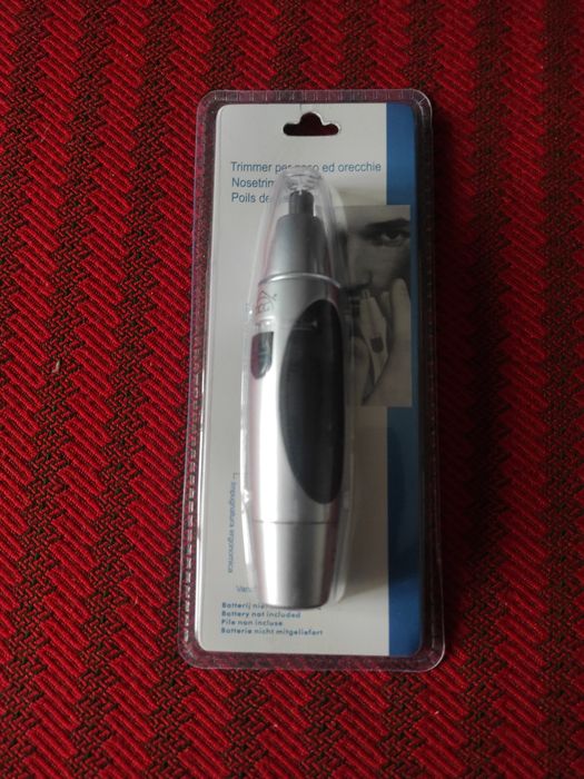 Trimmer pentru nas/urechi, nou in cutie