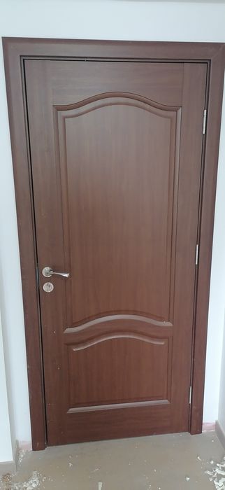 Montaj pt usi metalice și uși de interior, termopane