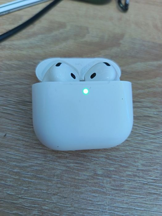 Airpods 4 ANC in stare perfecta