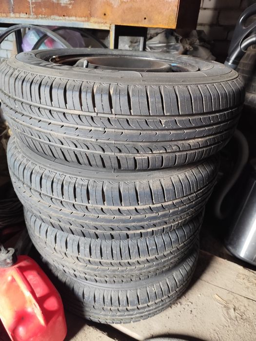 Продам шины с дисками в комплекте