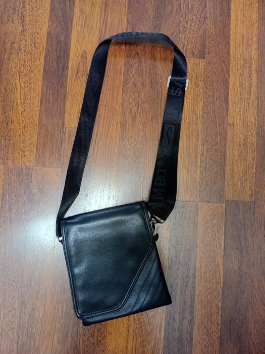 Продам стильную сумку планшет бренда Sambo.