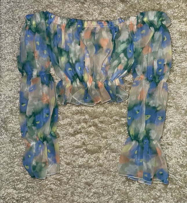 Ефектна блуза с паднали рамене