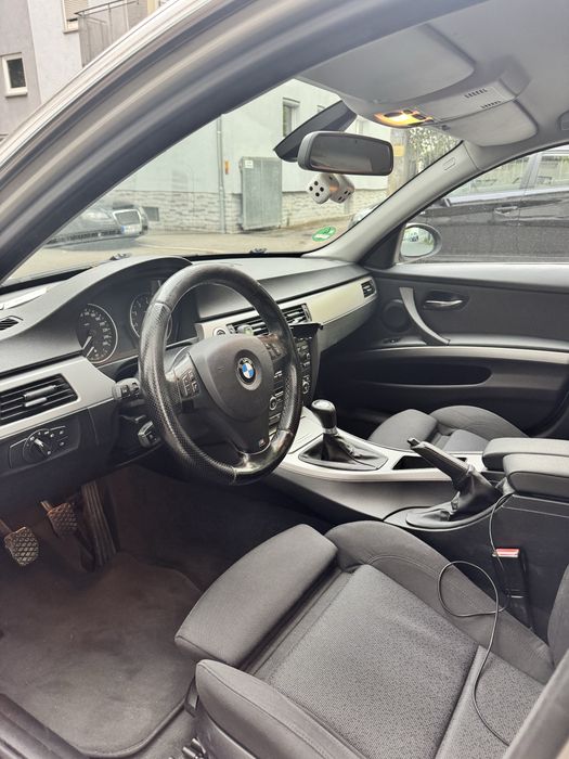 Bmw e90 325xi 2008