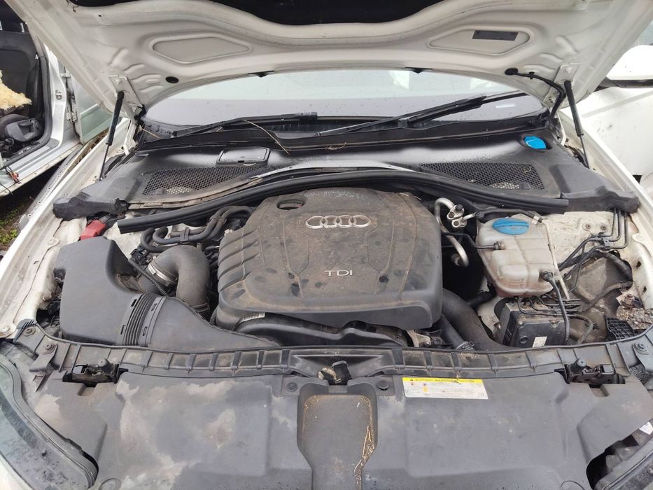 Ауди А6 ц7 s line 2.0 тди 2014 год