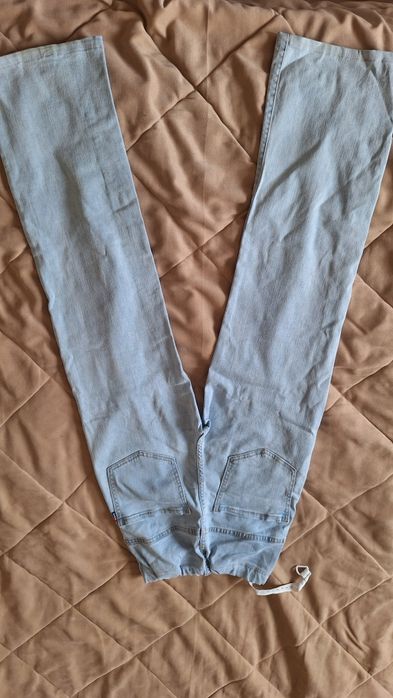 Продам джинсы для беременных