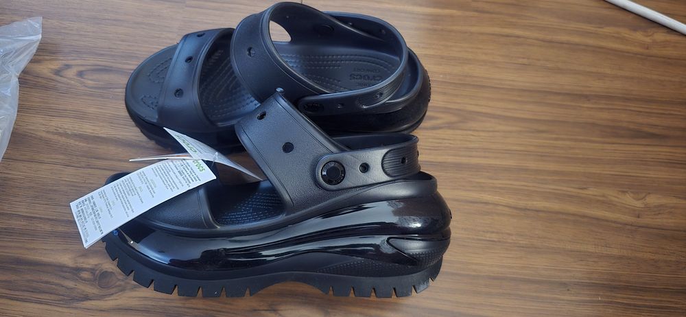 Дамски сандали CROCS !