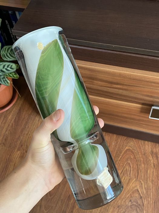 Ваза от калиево стъкло