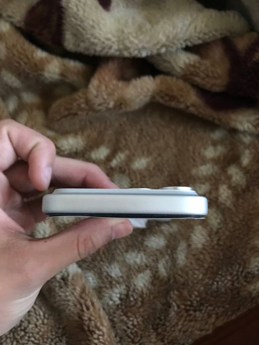 Iphone 17 pro max silver