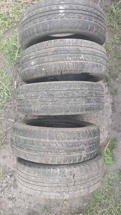 Продам шины б/у 5 штук 195/65/R15