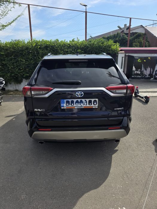 Vand Toyota Rav 4  echipare Exclusiv