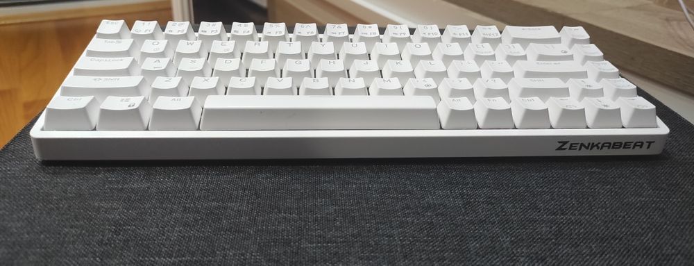 Tastatura mecanica Zenkabeat