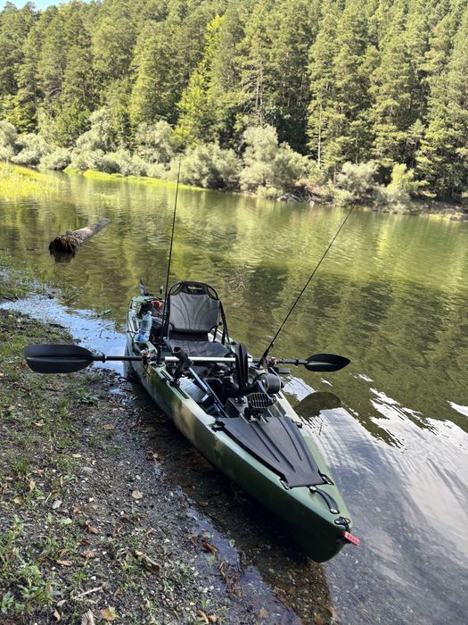 Kayak pescuit Sit-On-Top cu pedale
