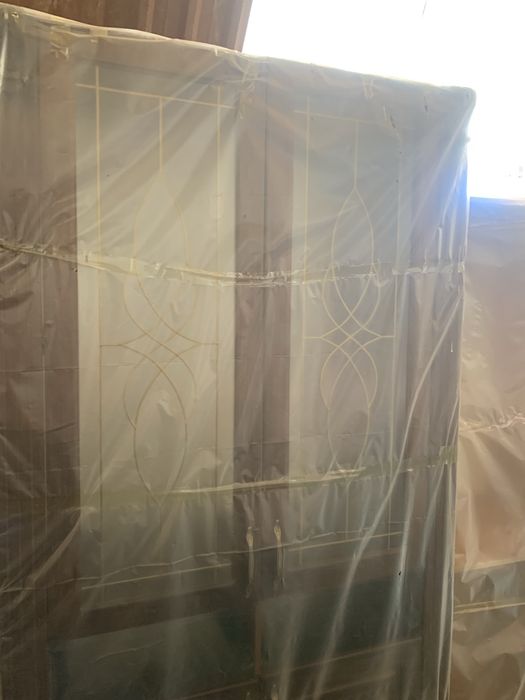 Продаю мебель кухоную и спальнюю из ореха