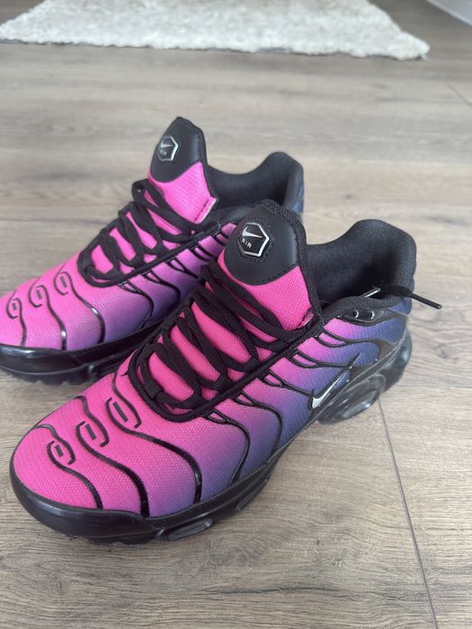 Nike Tn Pink Deadpool