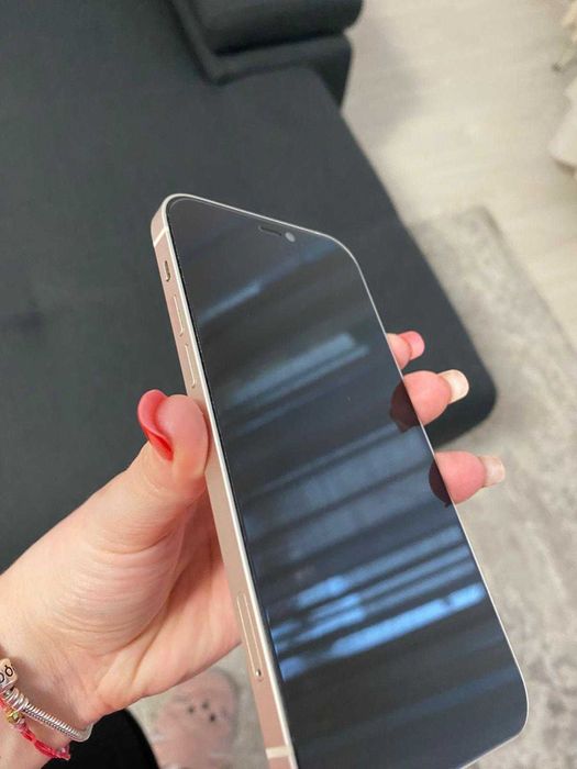 Iphone 12 White - 64GB