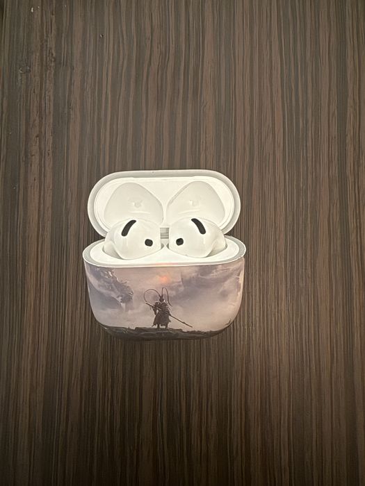 Airpods 4 продам оригинал