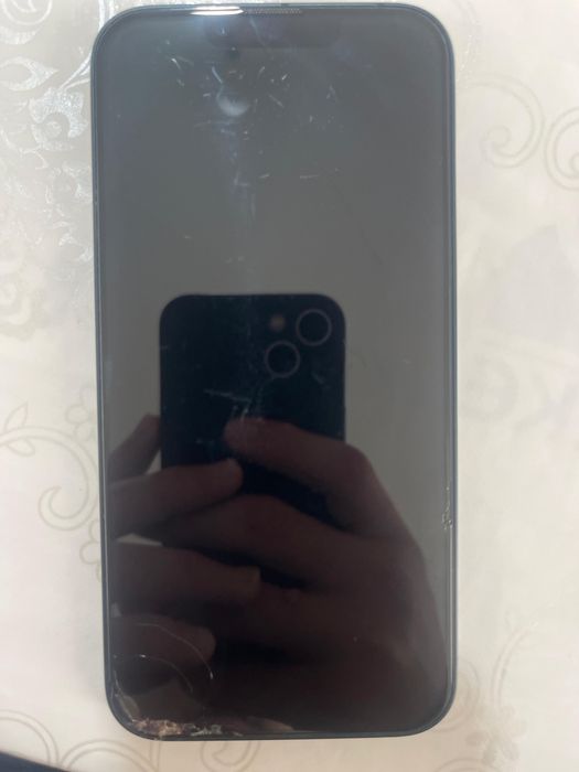 продается iphone 13