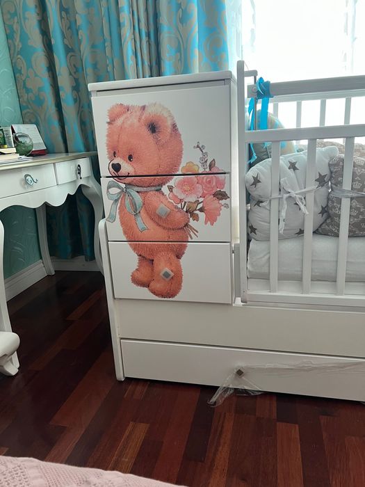 Детская кроватка