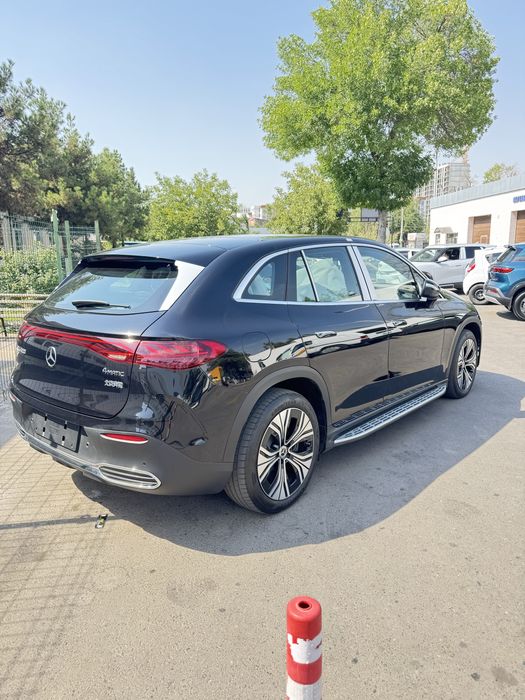 Mercedes Eqe 500 suv srochna