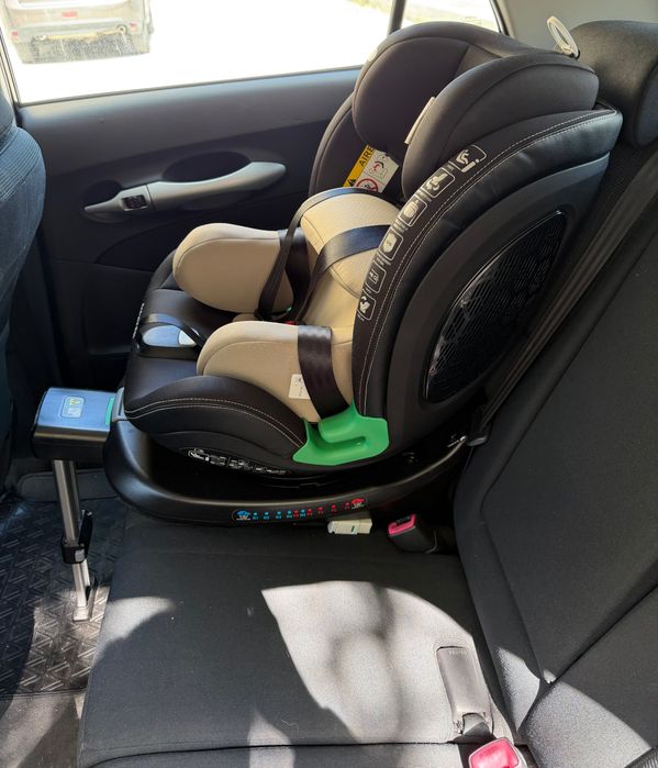 Chipolino Столче за кола (40 - 150 см) 360 I-size