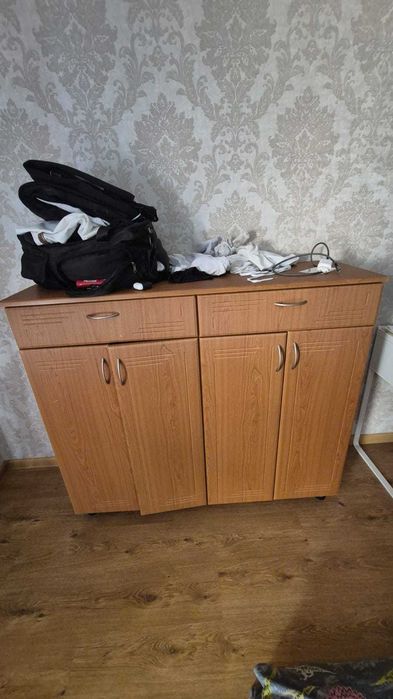 Продаю мебель -шкафы