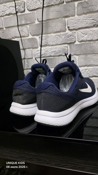 Оригинальные кроссы Nike