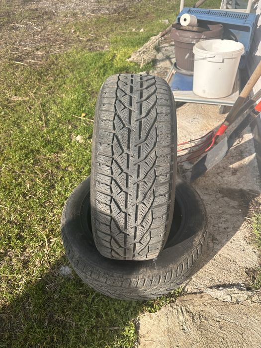 Зимни гуми 205/55/16 Kormoran 2бр.