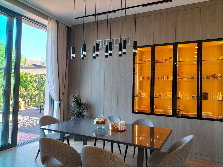 Продам дом 800 кв.м мкр. Баганашыл