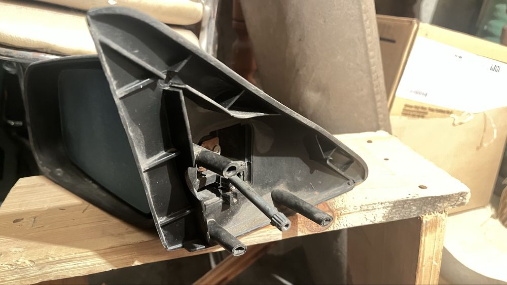 Продам зеркала ваз2110