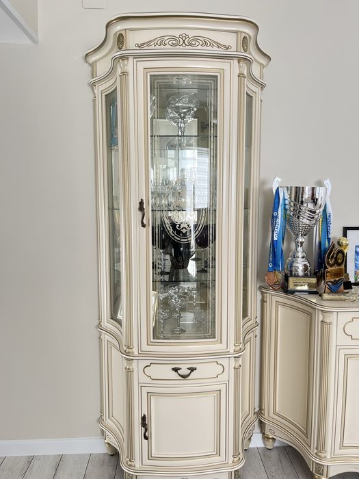 Стенный гарнитур