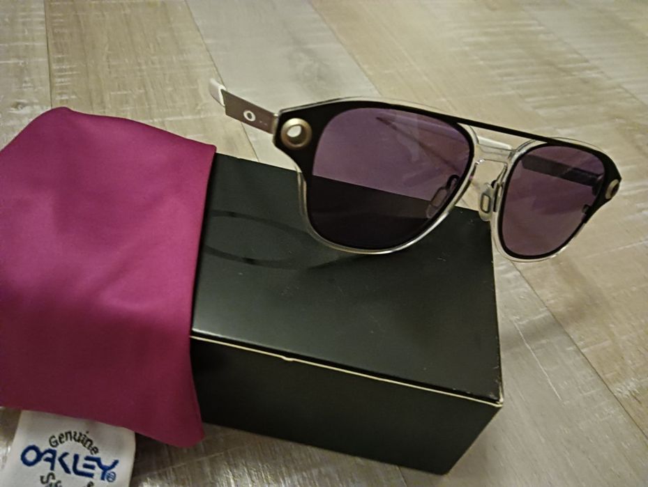 Ochelari de soare Oakley Titanium Noi