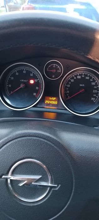 Vand Opel Astra Sedan benzina 1.6 (16 valve) 115 cai