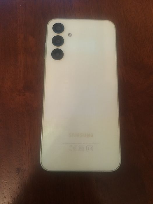 Samsung A25 в отличном состоянии