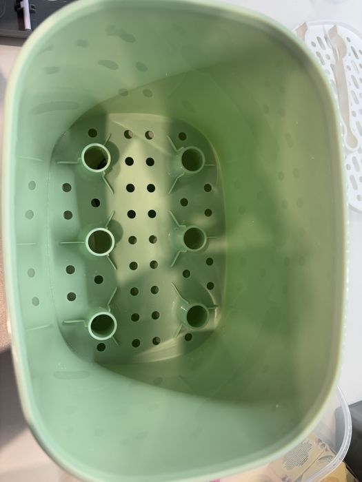 Стерилизатор със сушилня за бебешки шишета и биберони на Kikka boo