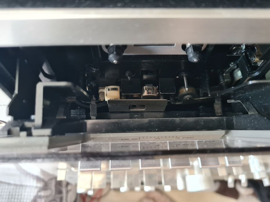 Продам деку Aiwa AD-7350