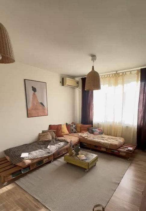 Vând canapea rustica din paleți + măsuță