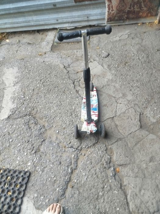 Детский самокат бу