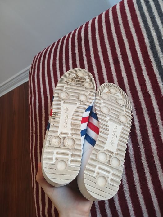 Маратонки Adidas Rom