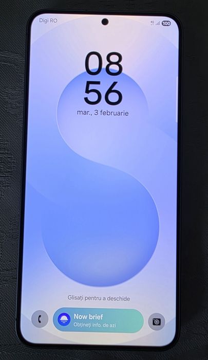 Vând urgent Samsung s25 plus impecabil.
