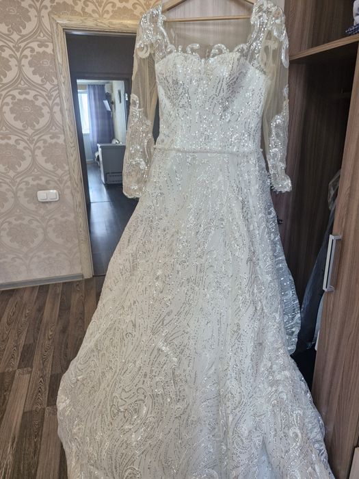 Свадебное платье 46 рр